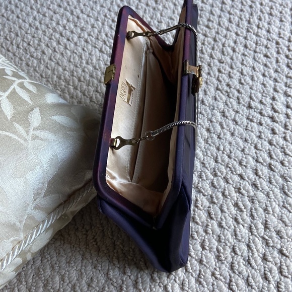 Vintage 1960's Collectible INGBER Satin Evening Bag VGC - Picture 2 of 5